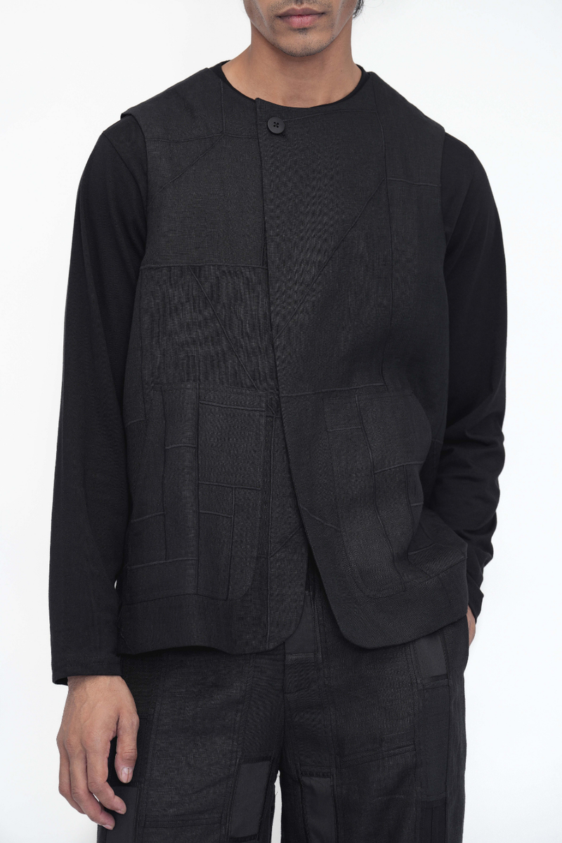 Zepa Vest Outerwear linen by Turn Black in black color for women Worldwide