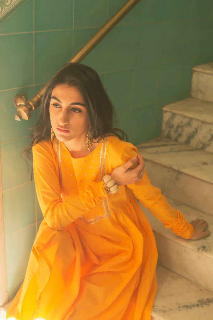 PĪLĀ (set of 3) Kurta Sets by TOKREE for women Worldwide
