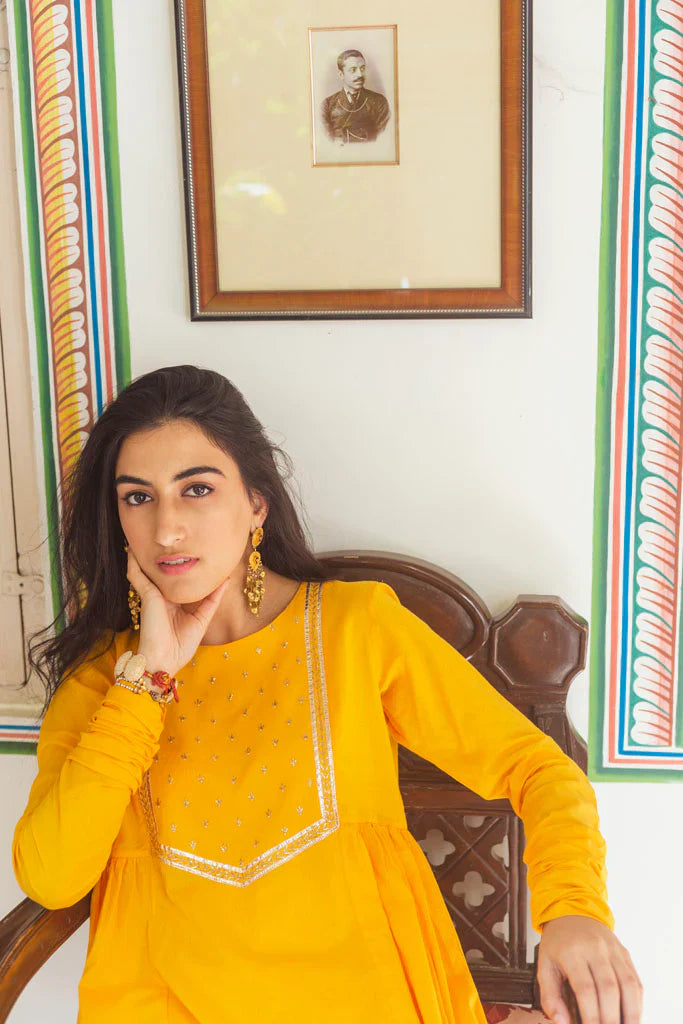 PĪLĀ (set of 3) Kurta Sets by TOKREE for women Worldwide