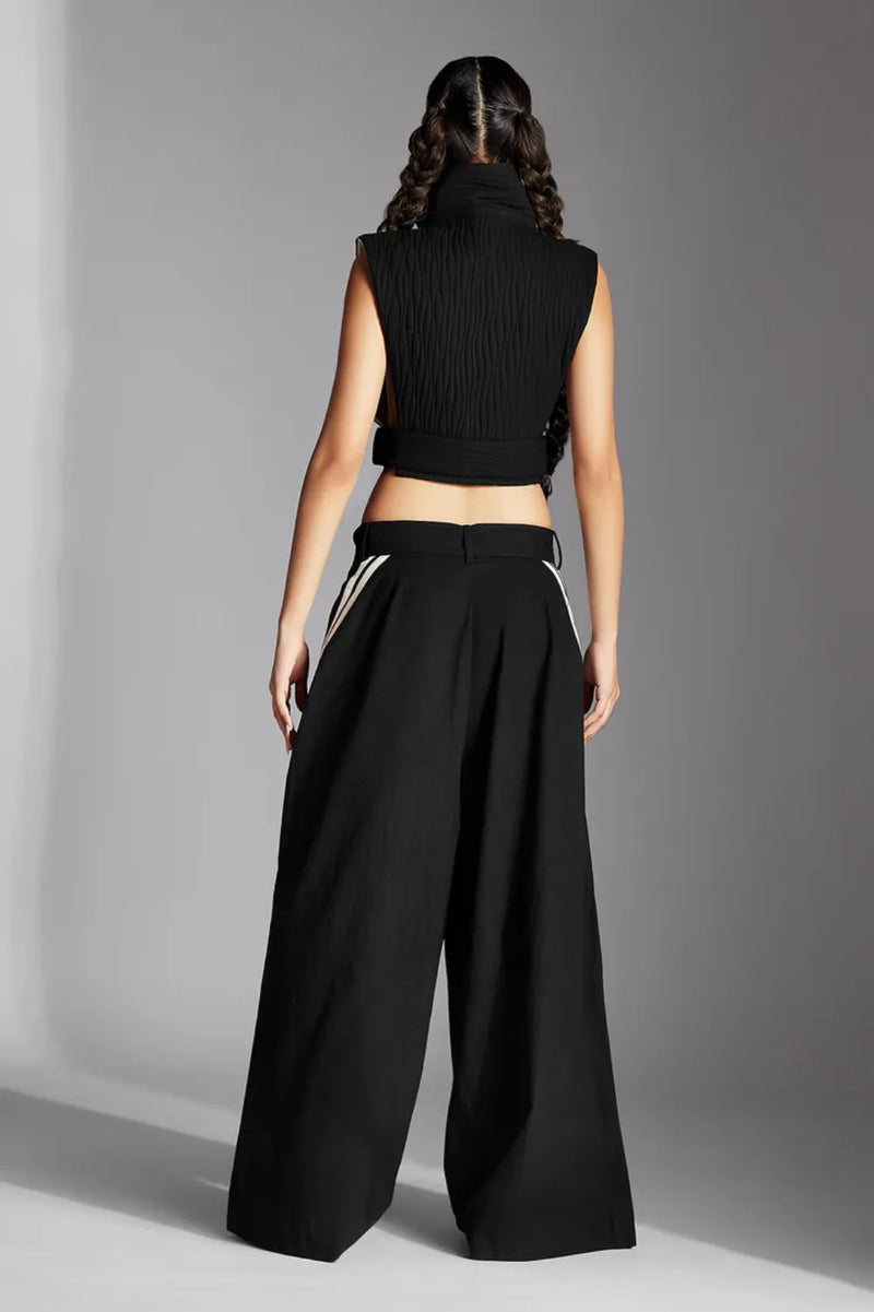 Arvo Trousers-Black poplin by Chola in black color for women Worldwide