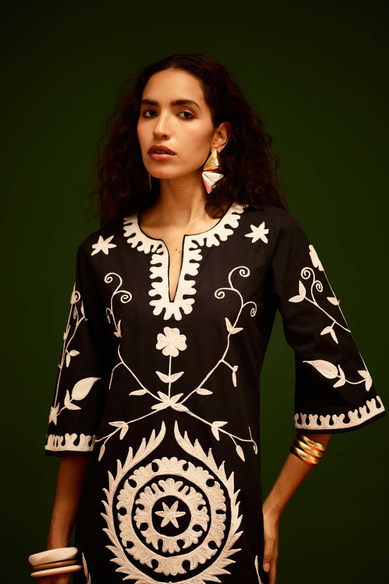 Black Cotton Maxi Dress With Ivory Wave Thread Embroidery poplin by Indian Summer Story in black color for women Worldwide