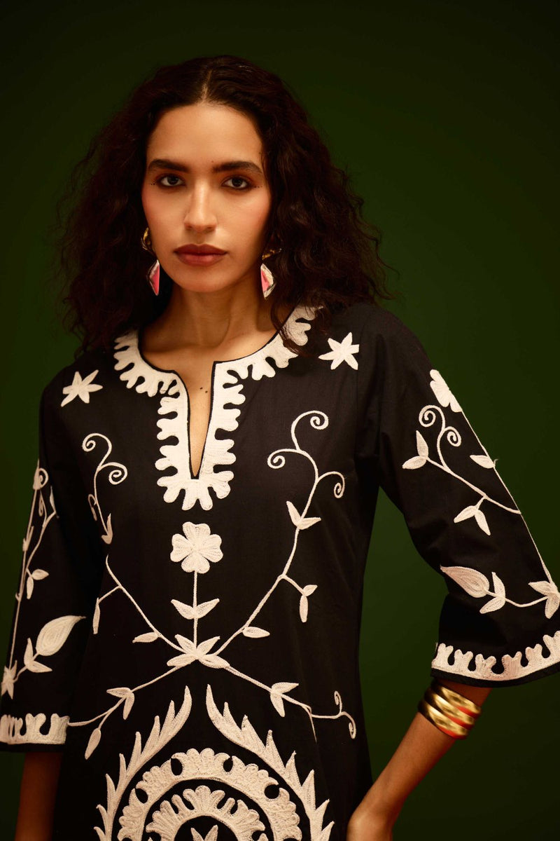 Black Cotton Maxi Dress With Ivory Wave Thread Embroidery poplin by Indian Summer Story in black color for women Worldwide