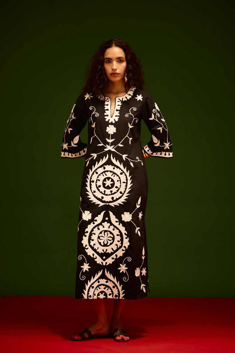 Black Cotton Maxi Dress With Ivory Wave Thread Embroidery poplin by Indian Summer Story in black color for women Worldwide