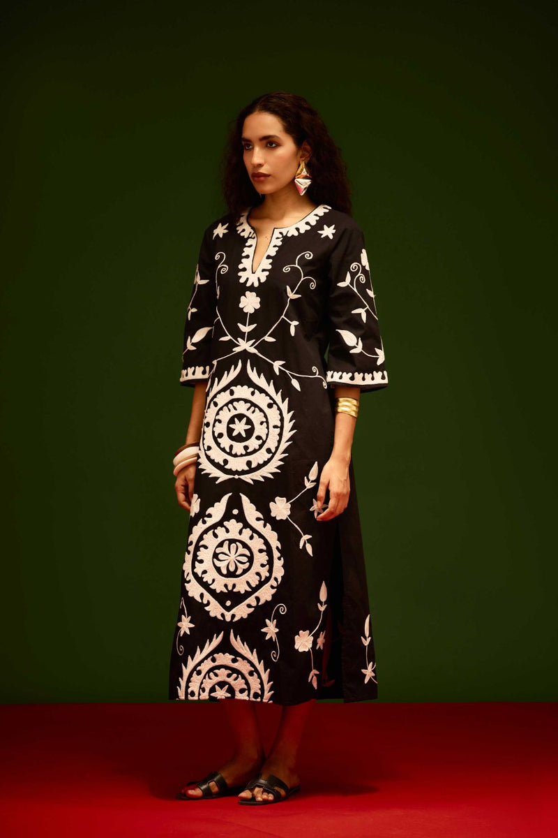 Black Cotton Maxi Dress With Ivory Wave Thread Embroidery poplin by Indian Summer Story in black color for women Worldwide