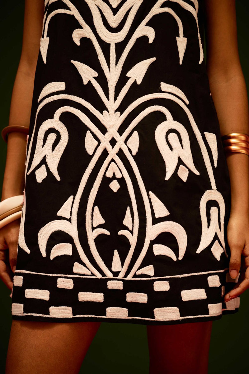 Black Strappy Cotton Shift Dress With Ivory Garden Thread Embroidery poplin by Indian Summer Story in black color for women Worldwide