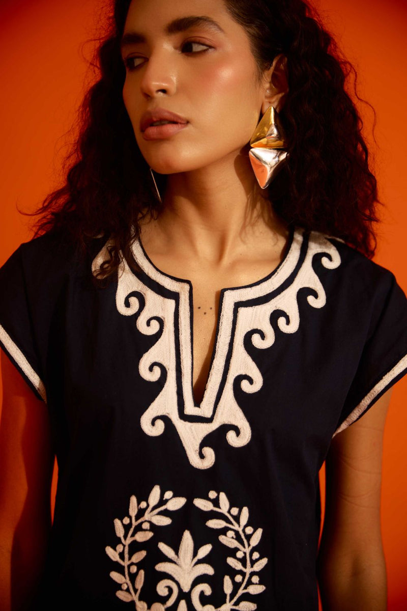 Black Cotton Shift Dress With Ivory Wave Thread Embroidery poplin by Indian Summer Story in black color for women Worldwide