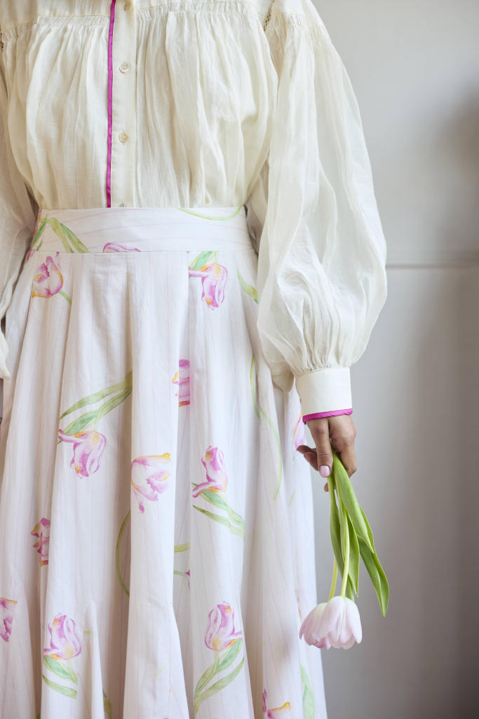 TULIP IVORY SKIRT