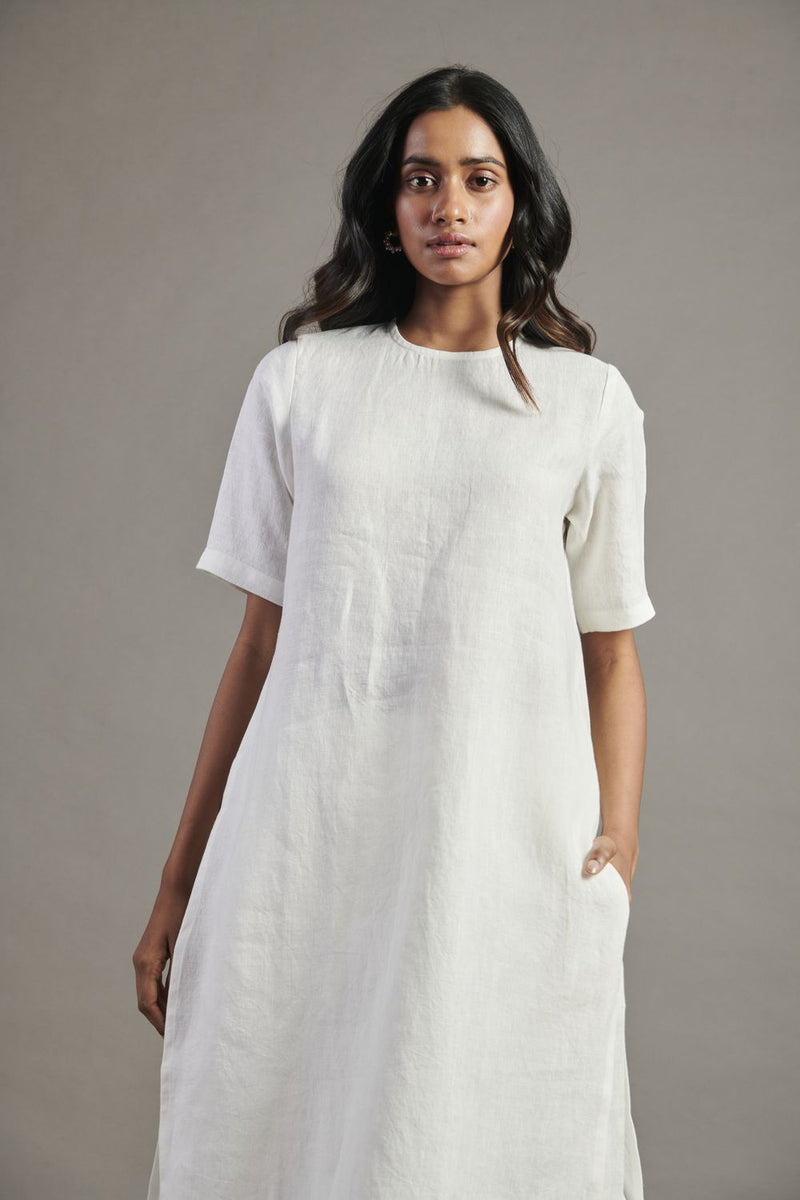 Taj Linen Half Sleeves Kurta Set linen by Saphed in white color for women Worldwide