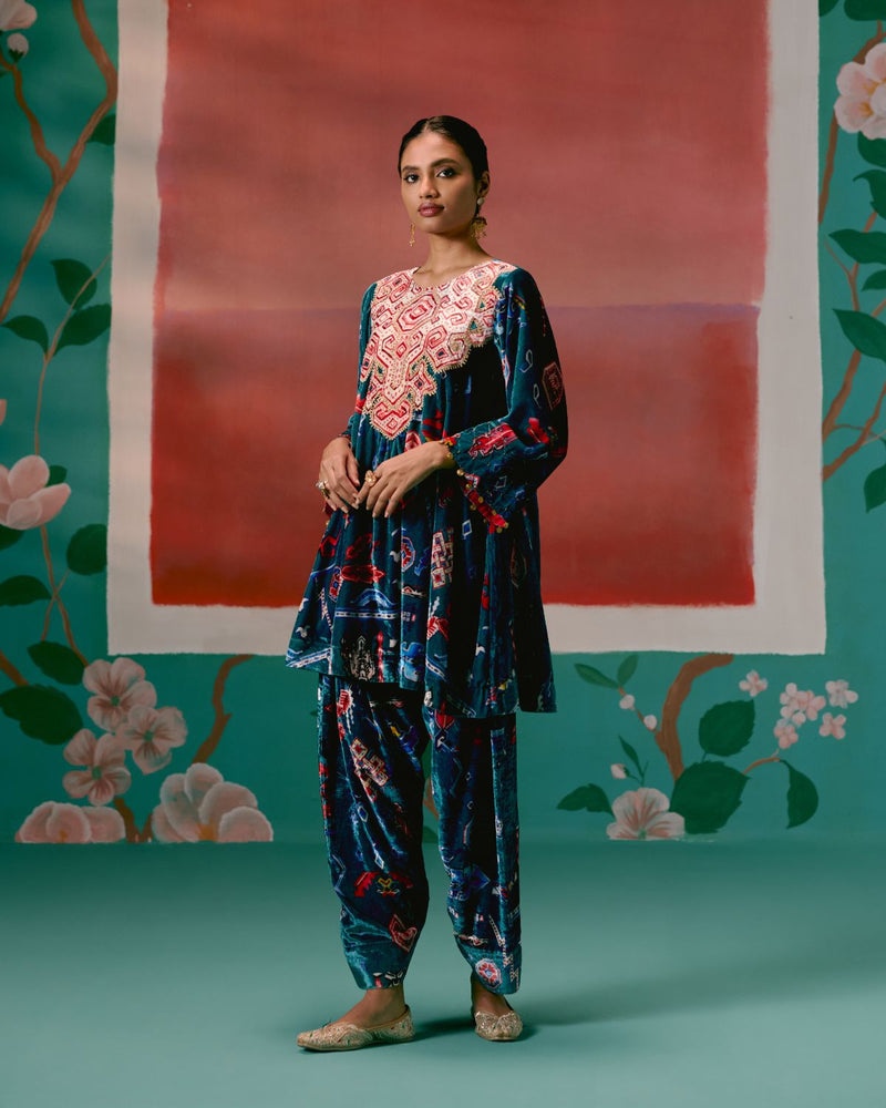 Teal Aztec Velvet Kurta Set by Label Mogra in teal color for women Worldwide