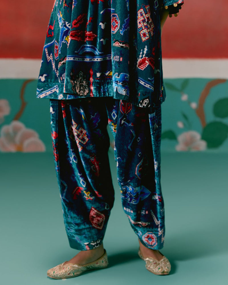 Teal Aztec Velvet Kurta Set by Label Mogra in teal color for women Worldwide