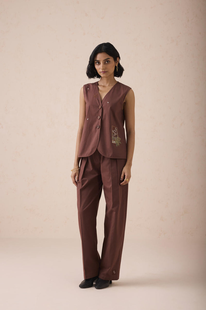 The Bright Beginnings Organic Cotton Waistcoat twill by SUI in brown color for women Worldwide