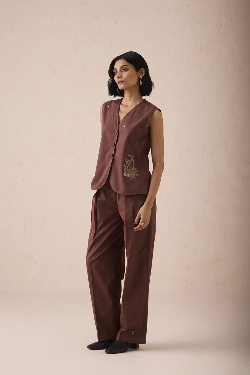 The Bright Beginnings Organic Cotton Waistcoat twill by SUI in brown color for women Worldwide
