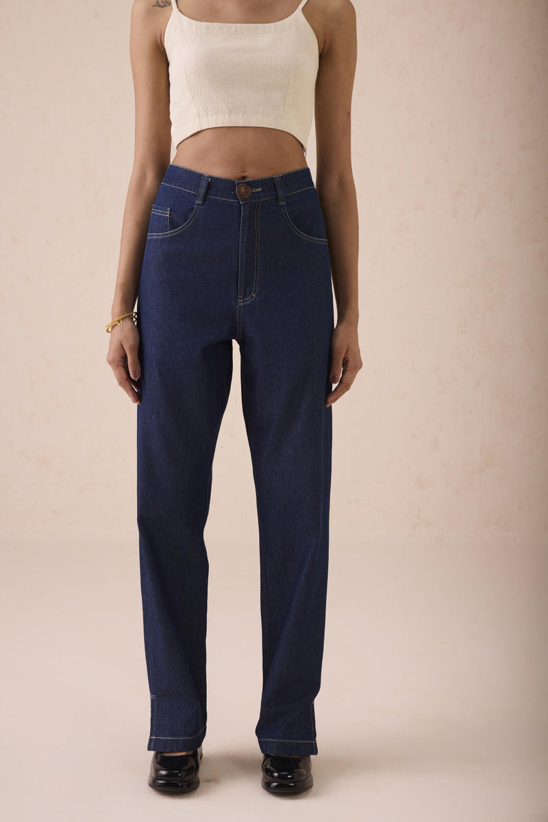 The Classic Straight Sustainable Denim Jeans cotton by SUI in blue color for women Worldwide