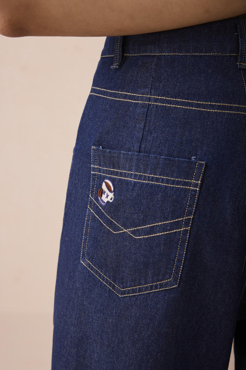 The Classic Straight Sustainable Denim Jeans cotton by SUI in blue color for women Worldwide