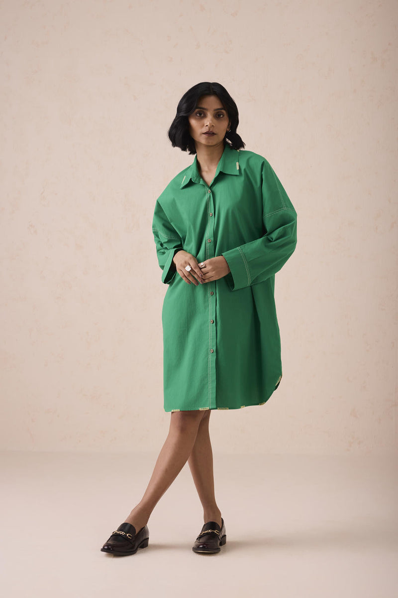 The Forest Everyday Classic Organic Cotton Shirt Dress poplin by SUI in green color for women Worldwide
