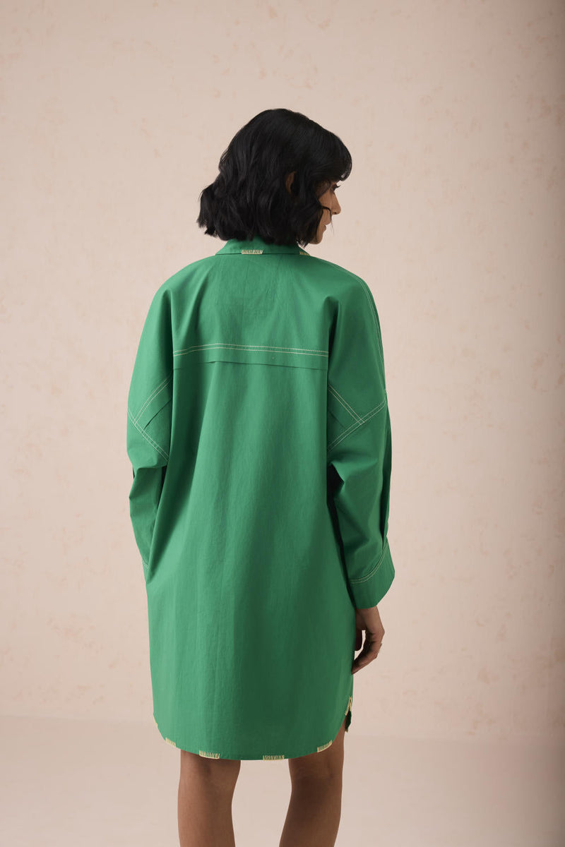 The Forest Everyday Classic Organic Cotton Shirt Dress poplin by SUI in green color for women Worldwide