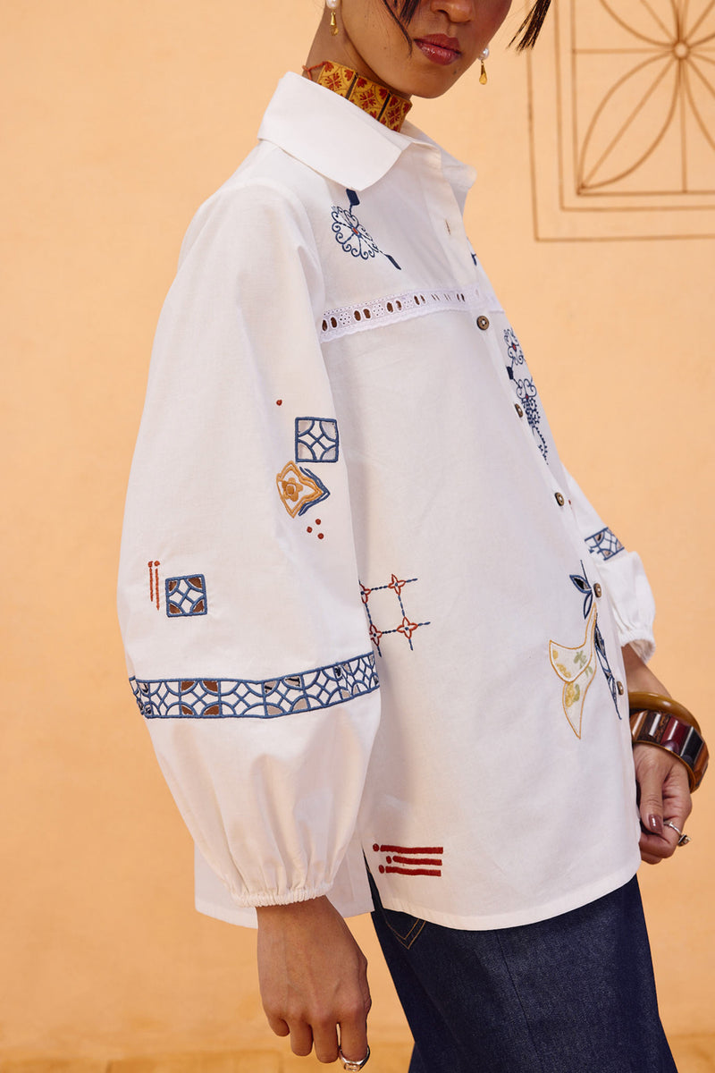 The Foundation Organic Cotton Shirt poplin top/shirt by SUI in white for women Worldwide