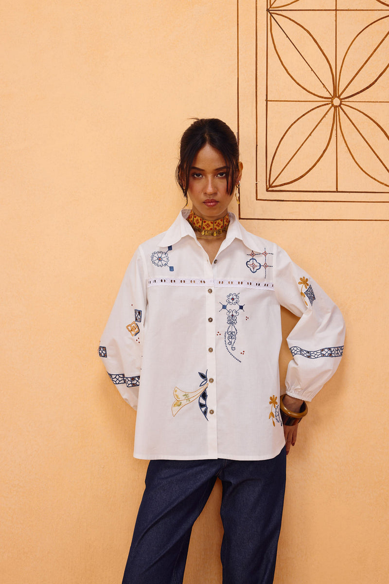 The Foundation Organic Cotton Shirt poplin top/shirt by SUI in white for women Worldwide