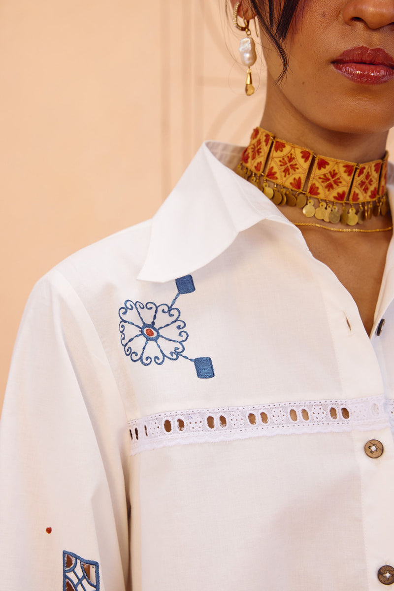 The Foundation Organic Cotton Shirt poplin top/shirt by SUI in white for women Worldwide