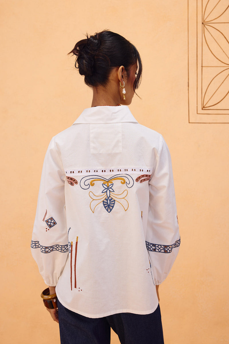 The Foundation Organic Cotton Shirt poplin top/shirt by SUI in white for women Worldwide