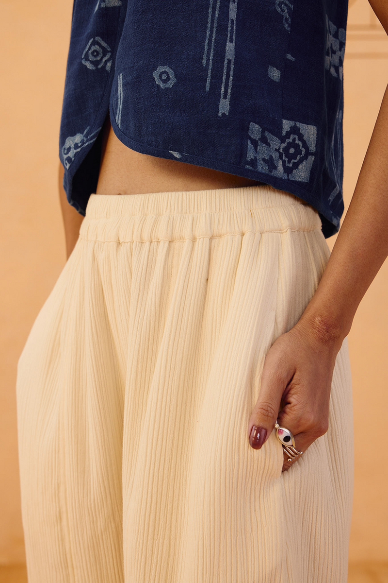 The Frame Organic Cotton Barrel Trousers double gauze pant/trouser by SUI in off-white for women Worldwide