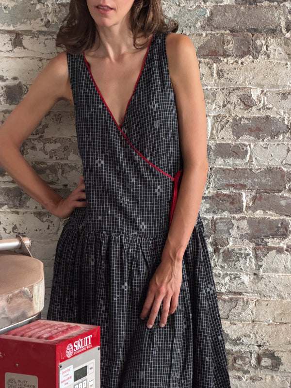 The Grid Wrap Dress-Black cotton jamdani dress by World of Crow in black for women Worldwide