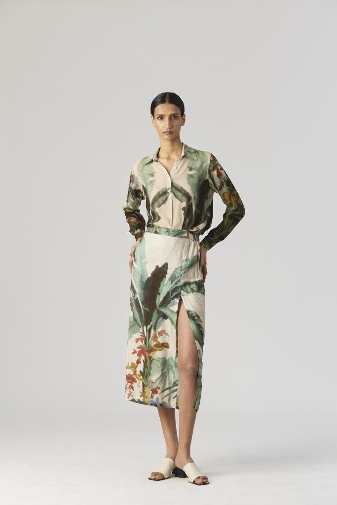THE HUNT BLAZER & SKIRT SET silk by Yam in green color for women Worldwide