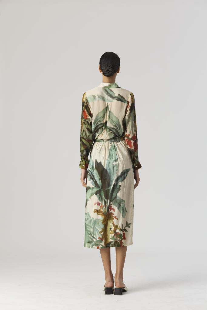 THE HUNT BLAZER & SKIRT SET silk by Yam in green color for women Worldwide
