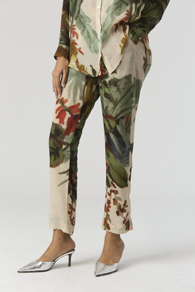 THE HUNT CO-ORD SET by Yam in green color for women Worldwide