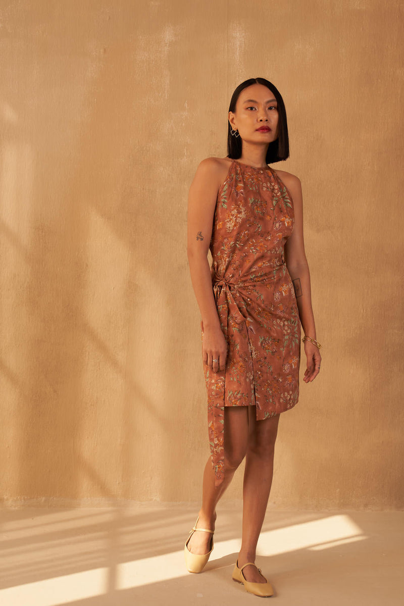 The Meadow Organic Cotton Wrap Dress satin by SUI in multi color for women Worldwide