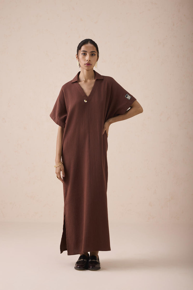 The Mountainside Organic Cotton Collar Maxi Dress cotton by SUI in brown color for women Worldwide