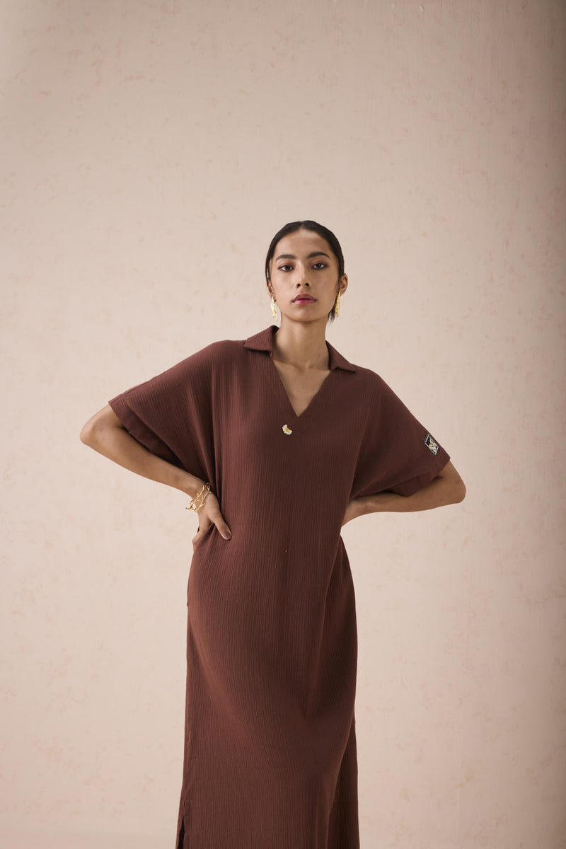 The Mountainside Organic Cotton Collar Maxi Dress cotton by SUI in brown color for women Worldwide