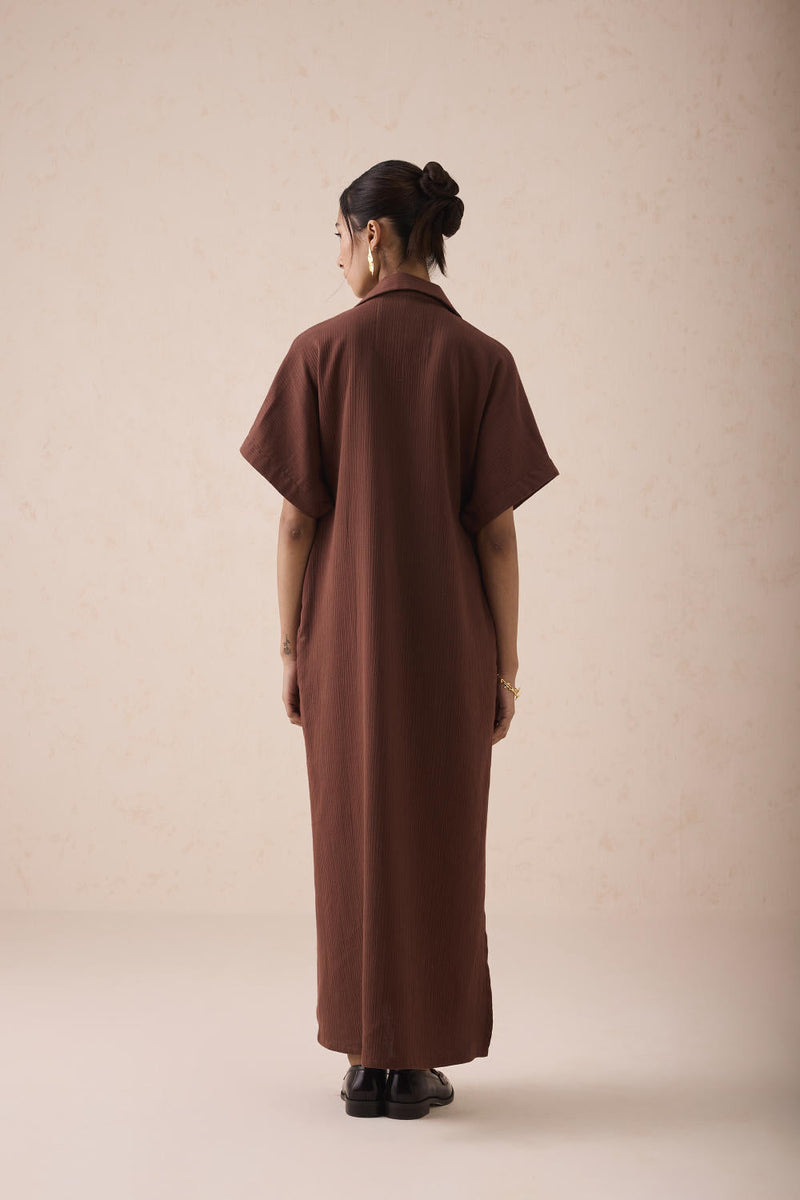 The Mountainside Organic Cotton Collar Maxi Dress cotton by SUI in brown color for women Worldwide
