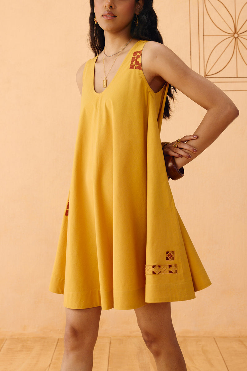 The Radiant Organic Cotton Dress poplin dress by SUI in mustard for women Worldwide