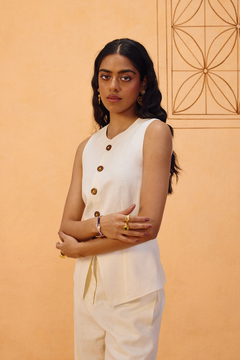 The Slow Linen Waistcoat linen jacket/overlay by SUI in off-white for women Worldwide