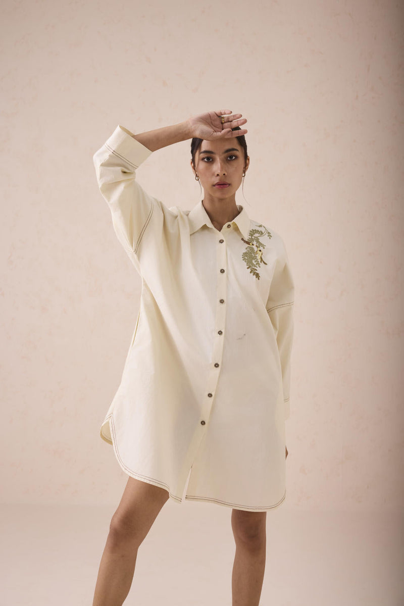 The Vista Everyday Classic Organic Cotton Shirt Dress poplin by SUI in white color for women Worldwide
