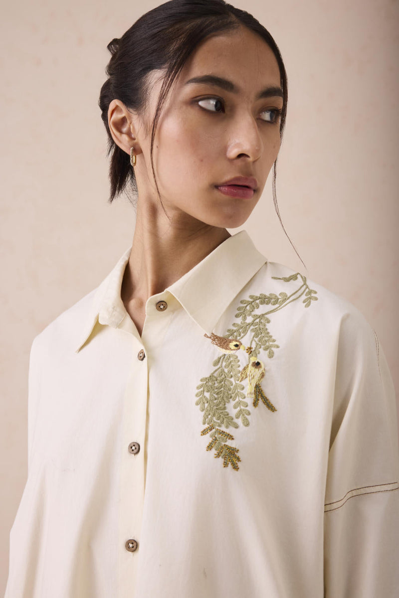 The Vista Everyday Classic Organic Cotton Shirt Dress poplin by SUI in white color for women Worldwide