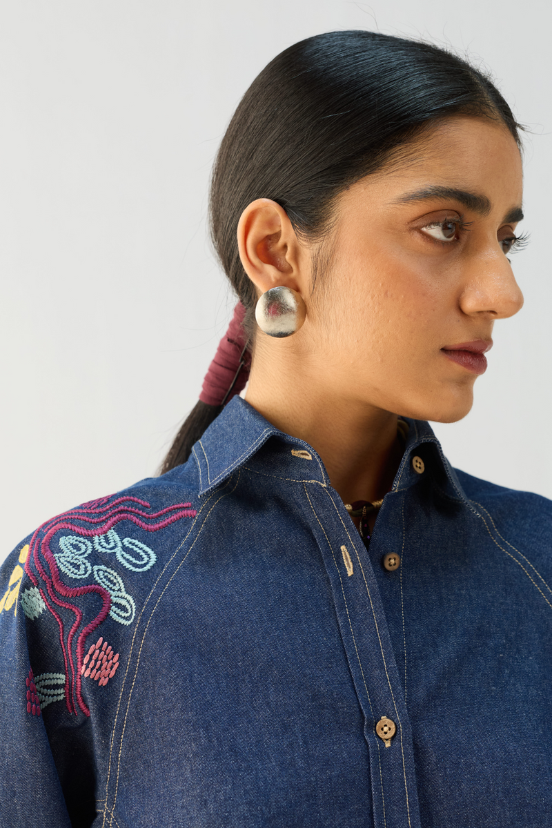 The Wave Sustainable Denim Shirt cotton by Sui in blue color for women Worldwide