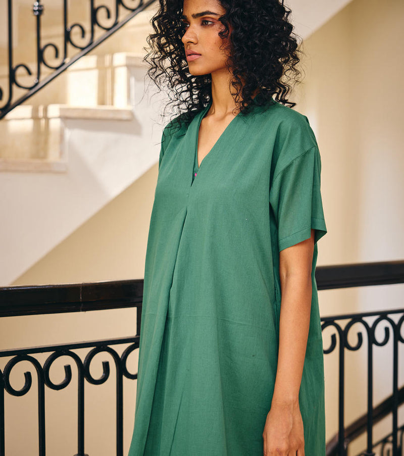 The Thrive Dress cotton by Khara Kapas in green for women Worldwide