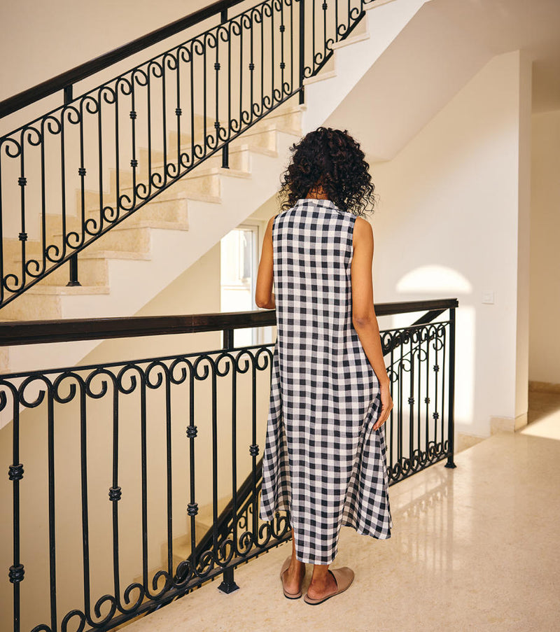 The Checkered Soul Dress cotton by Khara Kapas in black for women Worldwide