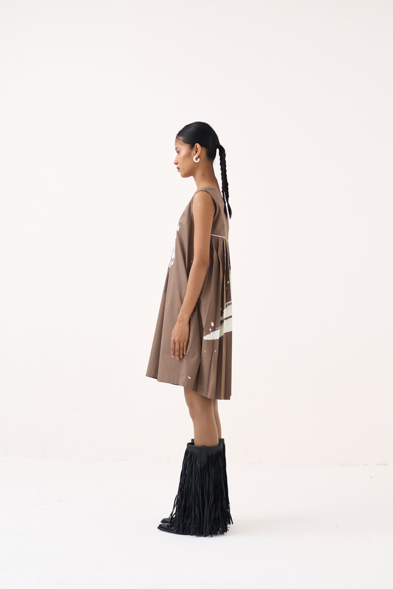 Short Back Pleat Dress-Cedar 100% cotton poplin dress by THREE in cedar for women Worldwide