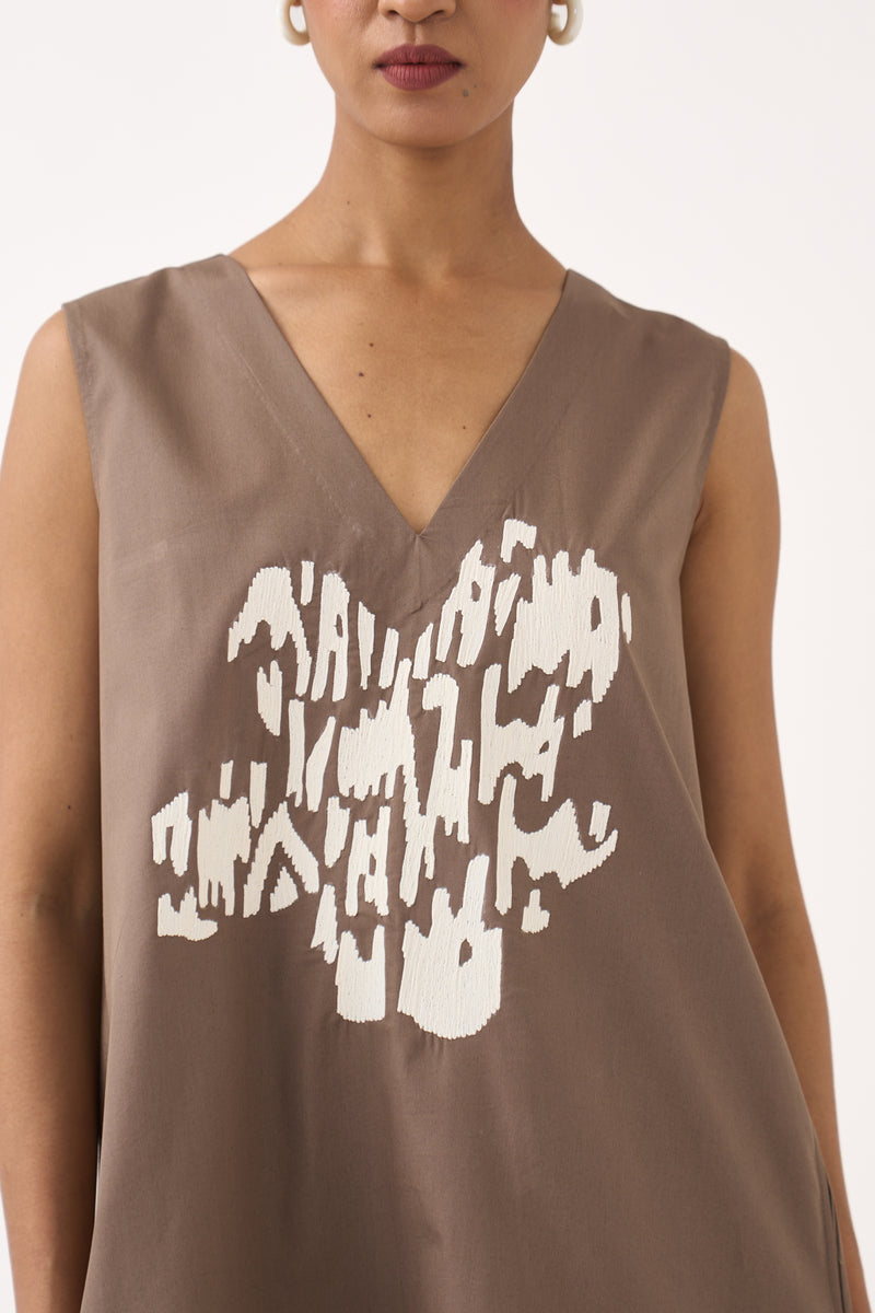 Short Back Pleat Dress-Cedar 100% cotton poplin dress by THREE in cedar for women Worldwide