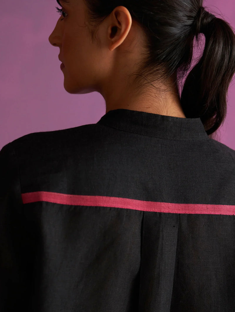 Mio Pintuck Shirt Linen - Black linen by Manan in black color for women Worldwide