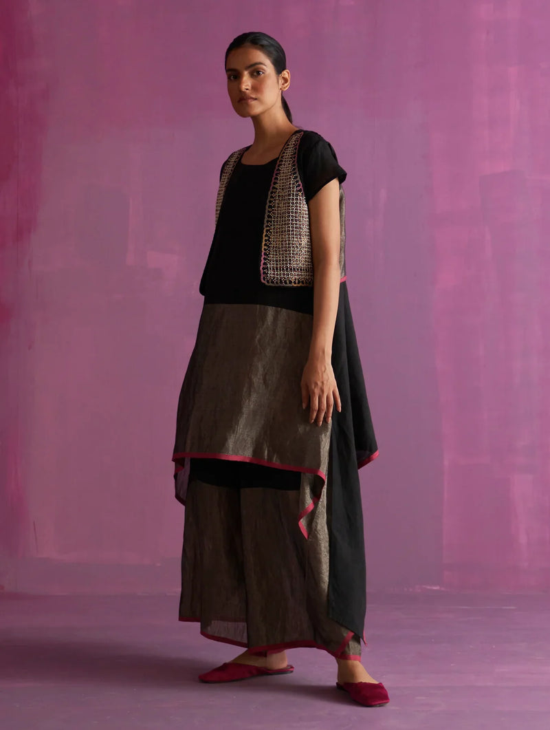Kasa Co-ord Set with Jacket - Black linen by Manan in black color for women Worldwide