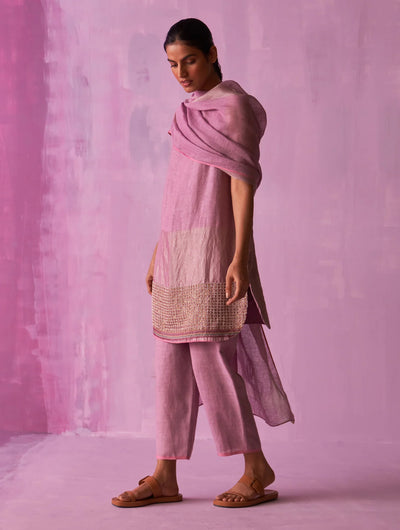 Irum Hand-Embroidered Kurta Set - Lavender