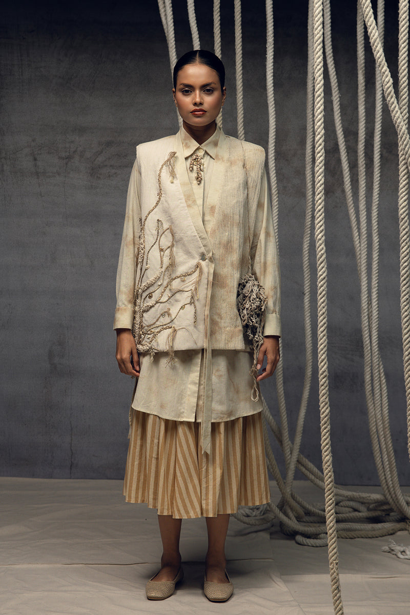 Khadi Jute Embroidered Kimono Jacket silk khadi jacket/overlay by Kritika Murarka in ivory for women Worldwide