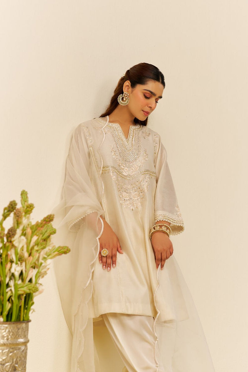 Aiza - Short Chauga With Salwar-Daisy Ivory silk by SHEETAL BATRA in ivory color for women Worldwide