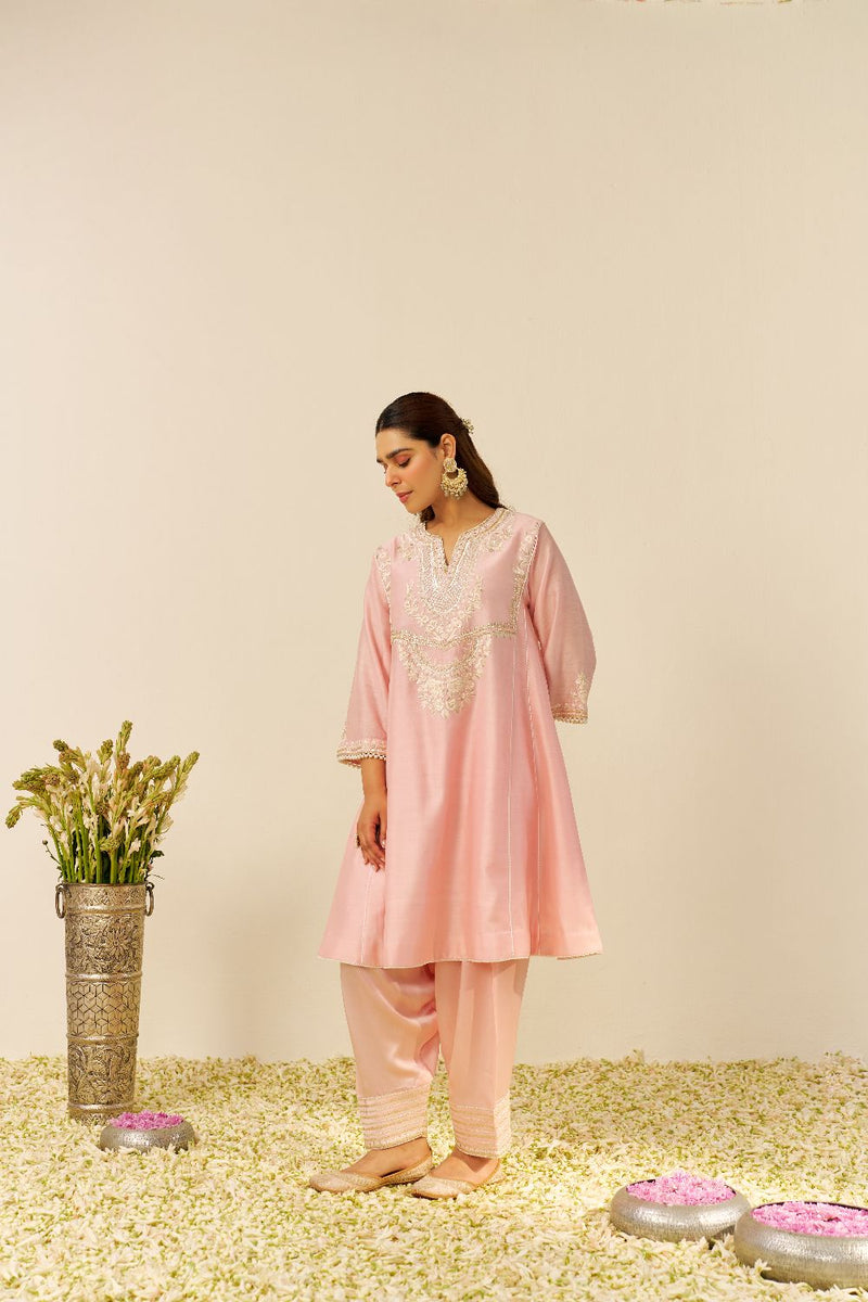 Aiza - Short Chauga With Salwar-Blush Pink silk by SHEETAL BATRA in blush color for women Worldwide