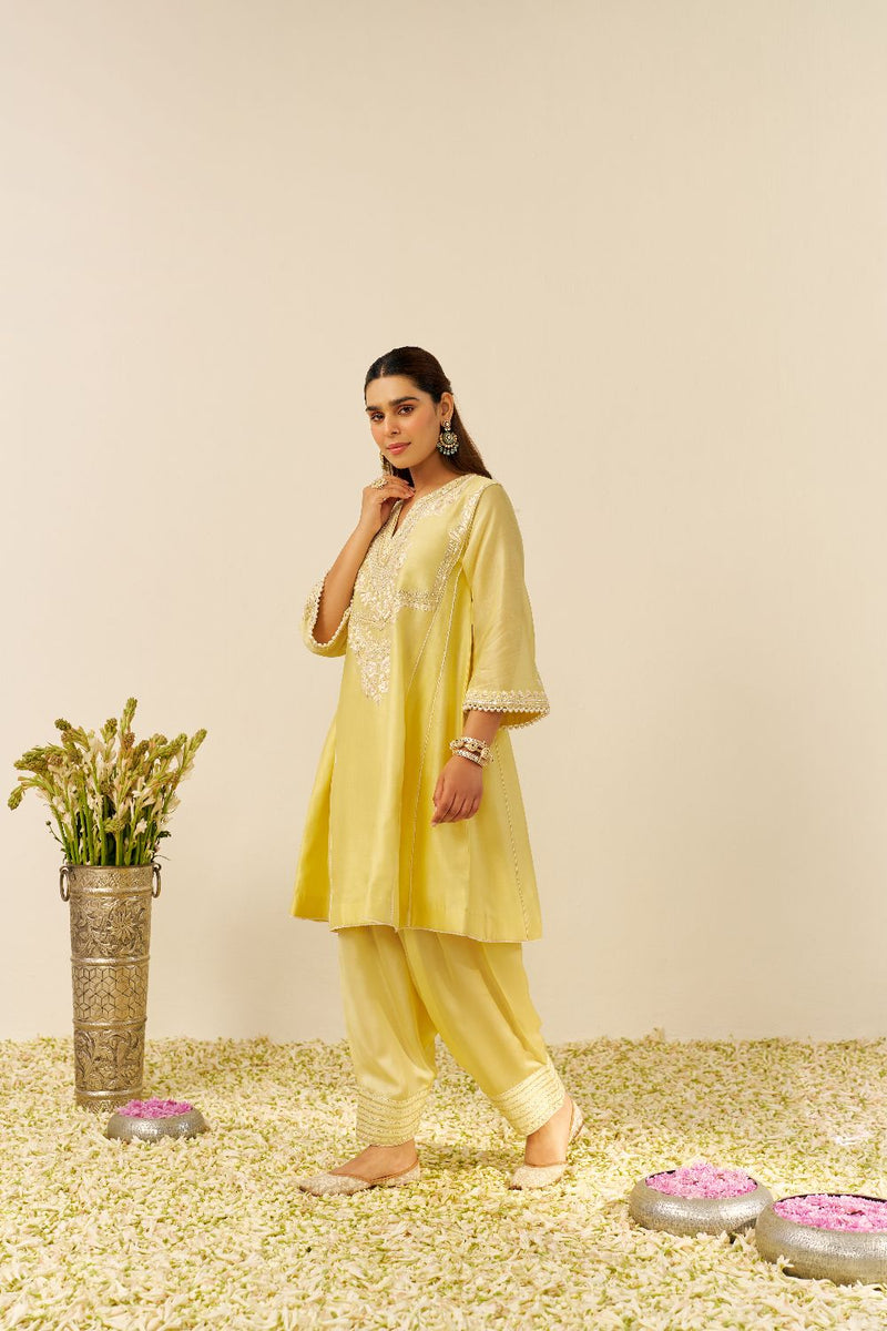 Aiza - Short Chauga With Salwar-Lemon Yellow silk by SHEETAL BATRA in yellow color for women Worldwide