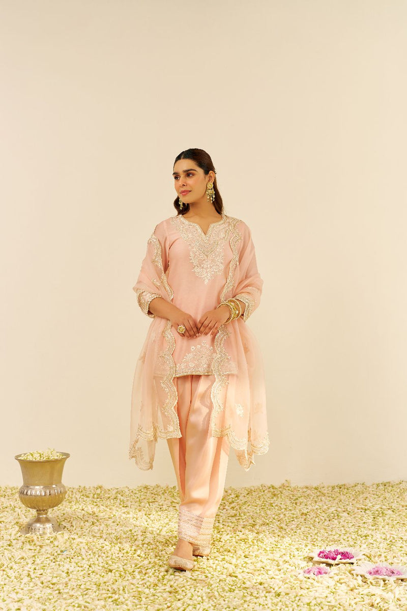 Haniya - Short Kurta With Salwar And Dupatta-Off Rose silk by SHEETAL BATRA in pink color for women Worldwide